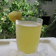 Sugarcane juice Without sugarcane A picture of Sugarcane juice Without sugarcane.