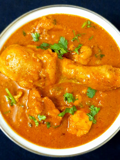 A picture of Chettinad chicken curry.