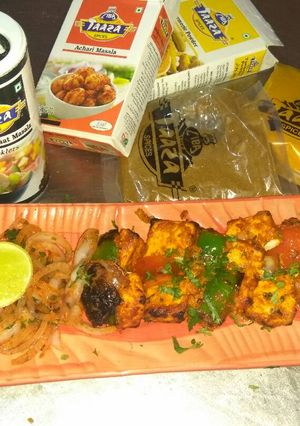 A picture of Acchari paneer tikka.