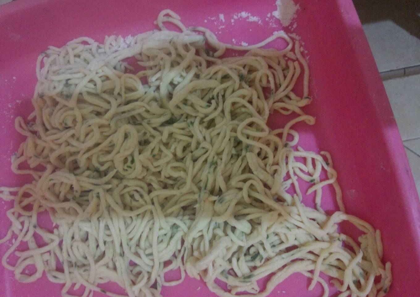 Mie bayam thailand organik