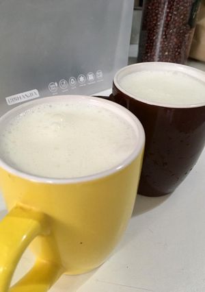 Una foto de Ayran turco (bebida de yogurt)