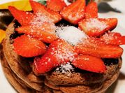 Una foto di pancake light con albume