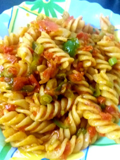 मिक्स वेज पास्ता (Mix Veg Pasta in HIndi) रेसिपी मुख्य फोटो