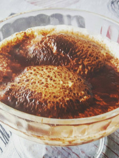 Una foto de Tiramisú cremoso en copa