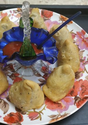 কলিজা আলুর সিঙ্গাড়া। Liver potato Shingarha! রেসিপির প্রধান ছবি