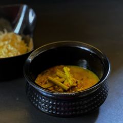 A picture of Sajne Data Moong Dal e / Drumsticks in Moong Dal.