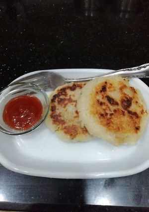 A picture of Rava Green Peas Tikki.