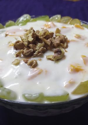 A picture of Mix Fruit Raita.