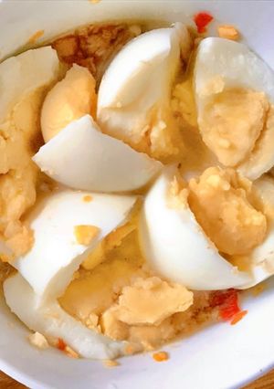 Hình của món Trứng Luộc Dằm Nước Mắm Ớt.