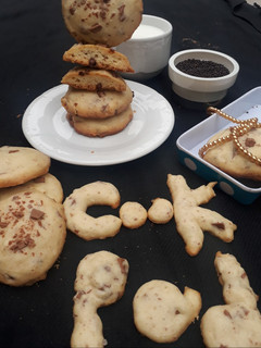 A picture of Chocolate chip cookies.
