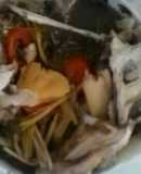 Đầu cá mè hấp ngải cứu