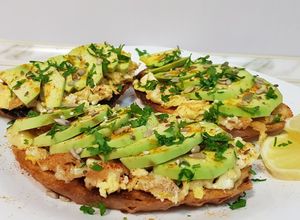 O poză a rețetei 🥑Bruschette cu avocado.