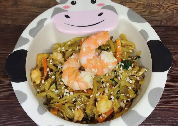 Langkah Menyiapkan Mie goreng udang - MPASI 12m+ Anti Gagal