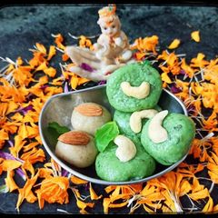 A picture of Almond Ladoo and Pan Peda.