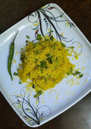 સેવ ખમણી (Sev khamni recipe in Gujarati) રેસીપી મુખ્ય ફોટો