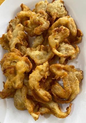 Hình của món Nấm bào ngư lăn bột.