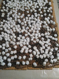 A picture of S'More bark.