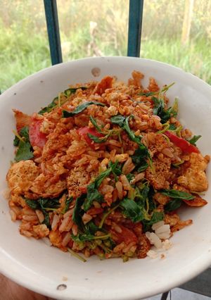 รูปของ ข้าวผัดไข่เจียวใบกะเพรา(มังสวิรัติไข่/นม)