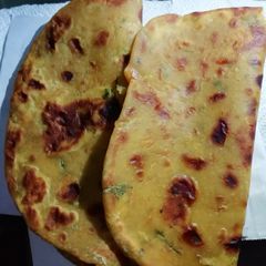 A picture of Pumpkin carrots chapatis.