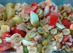 Una foto de Ensaladilla campera