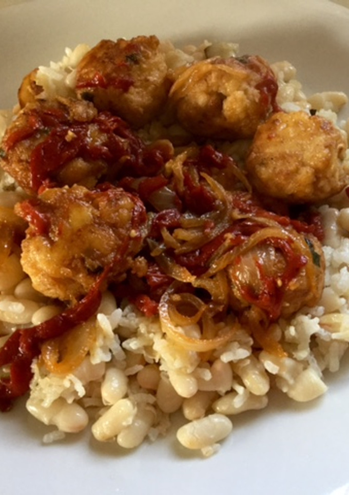Una foto de Albóndigas de bacalao en salsa