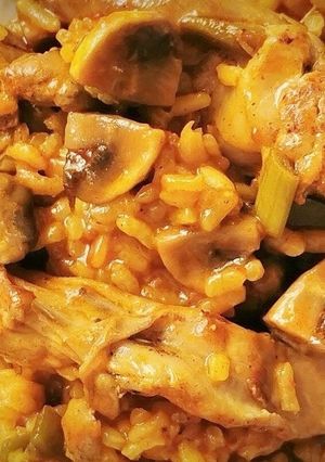 Foto principal de Arroz de Conejo y Champiñones