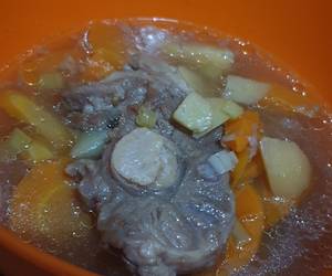 Gampangnya Menyajikan Soup Buntut Gurih Mantul Gampangnya Menyajikan Soup Buntut Gurih Mantul