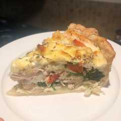 A picture of White Egg Quiche with Puff Pastry.