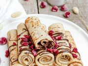 Une photo de crepes orange