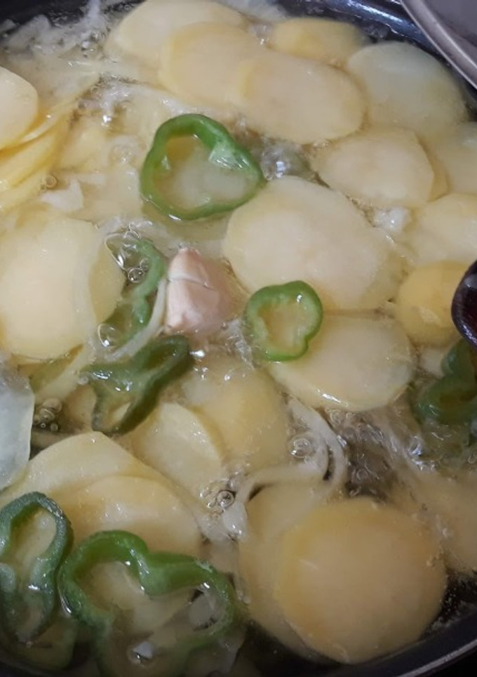 Una foto de Patatas a lo pobre