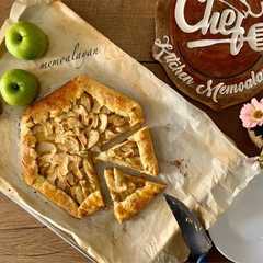 من انواع تارت سريع تارت التفاح apple galette-レシピのメイン写真