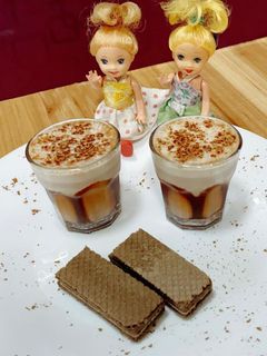 👭🏼Chocolate milkshake with home made ice cream 👭🏼 செய்முறை முக்கிய புகைப்படம்