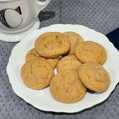 A picture of Peanut Butter and Miso Cookies.