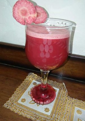 A picture of Carrot & orange juice.