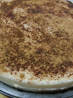 Una foto de Tarta de leche merengada