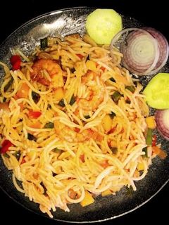 চিংড়ি চাউ (Prawns Chow recipe in bengali) রেসিপির প্রধান ছবি