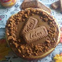 A picture of Lotus Biscoff cheese cake.