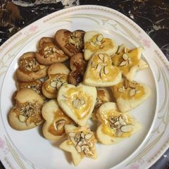 A picture of Naan Khatai.