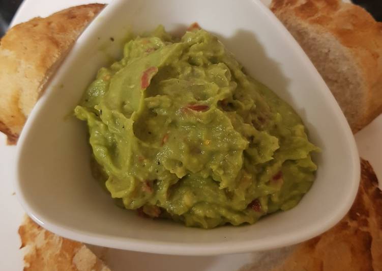 Simple Way to Make Favorite My Guacamole Dip. With some crusty Tiger Bread 😊