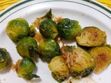 Colecitas de Bruselas a la parmesana