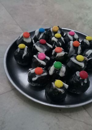 A picture of Chocolate bombs.