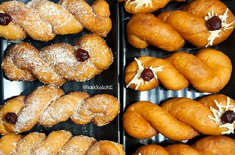 Langkah Mudah untuk Membuat Kkwabaegi (Korean Twisted Doughnut) yang Lezat