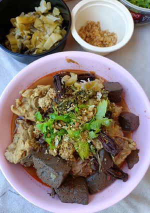 รูปของ ขนมจีนน้ำเงี้ยว🌶️🔥