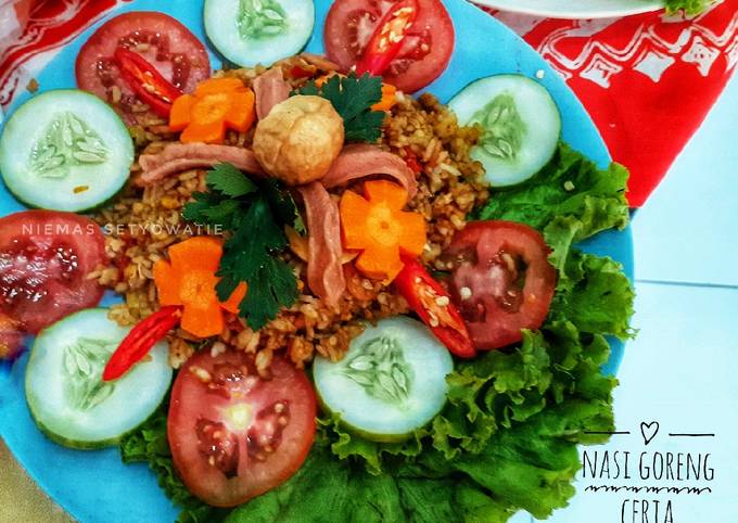 Resep Nasi Goreng Ceria oleh Blessed Cooking By Niemoe - Cookpad