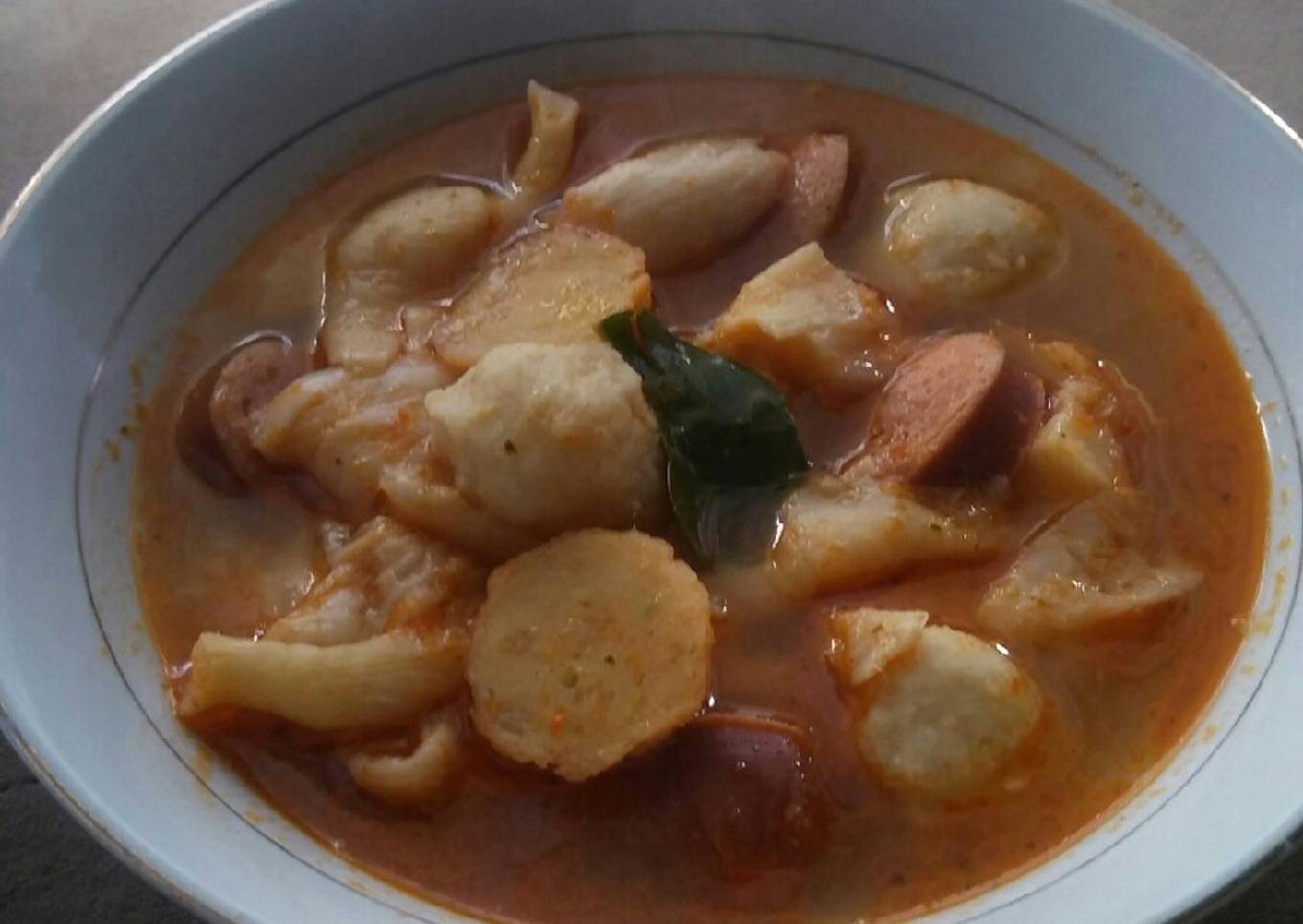 Sup Tom Yam Ayam Jamur