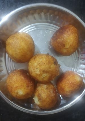 A picture of ફરાળી પેટીસ.