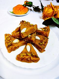 ম্যাঙ্গো মিল্ককেক(Mango milk cake recipe in Bengali) রেসিপির প্রধান ছবি