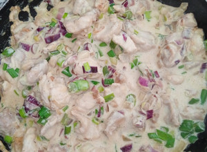 Una foto de Pollo al verdeo