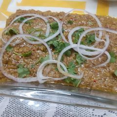 A picture of Waheed ka famous kabab fry.
