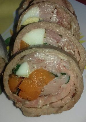 Una foto de Matambre con carne de Milanesas